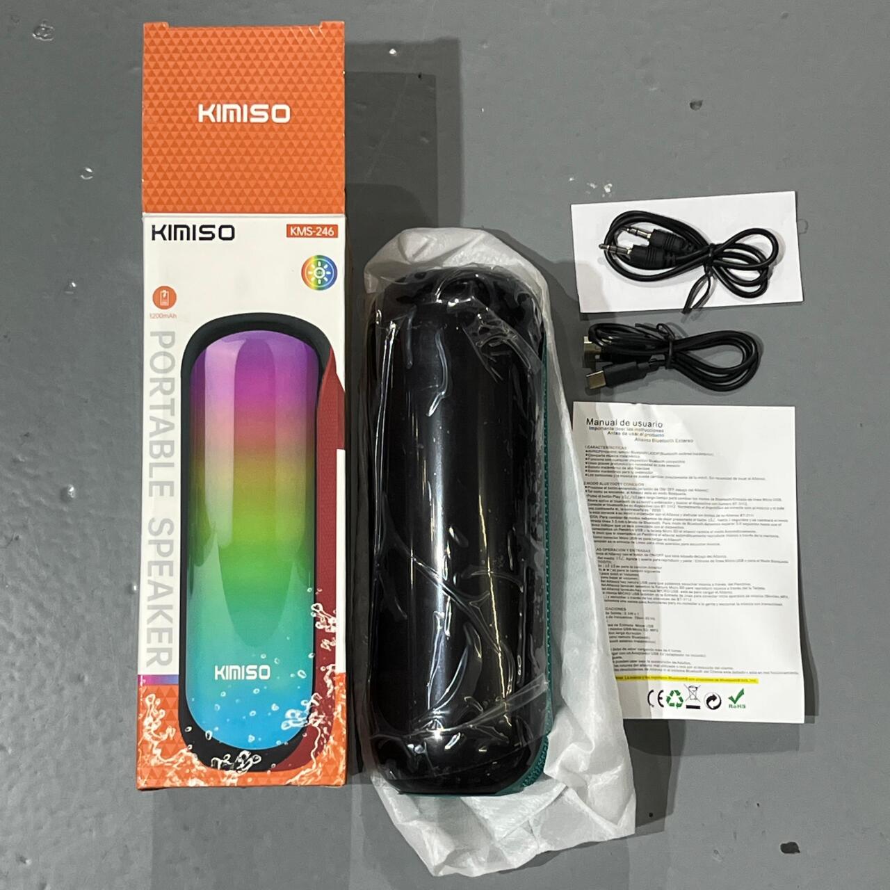 KIMISO KMS-246 Altavoz Bluetooth portátil con sonido potente y diseño compacto